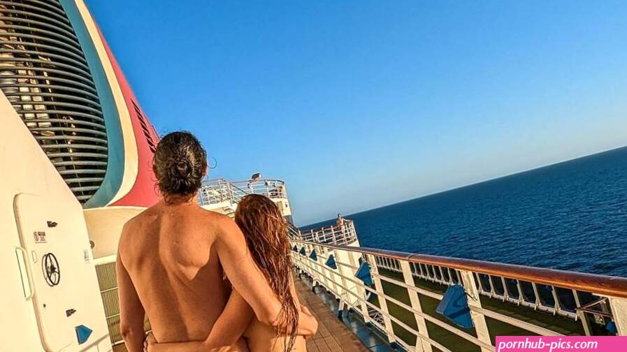I just discovered the world of nude cruising