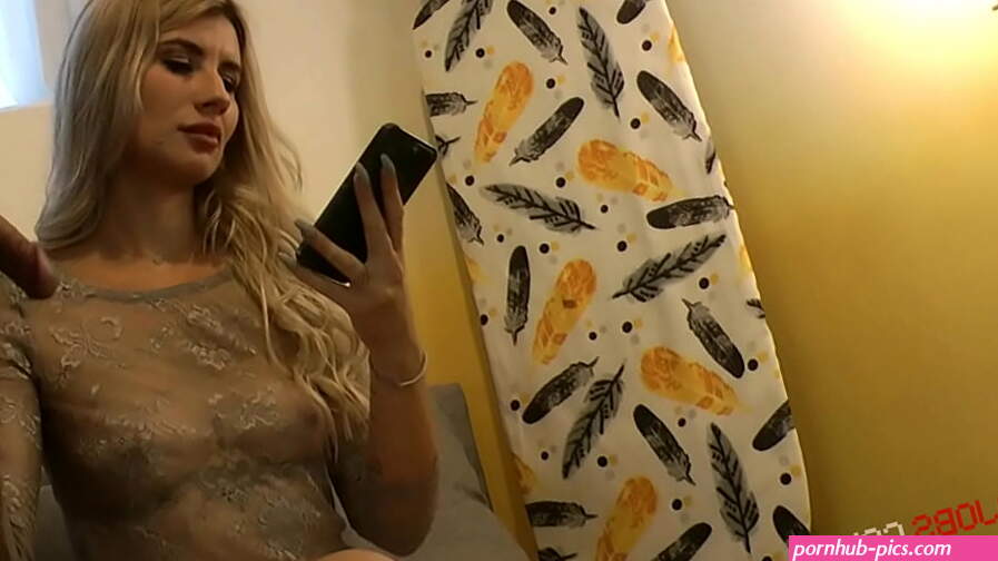 Hottest Tight Pussy Babysitter Tattooed Blonde Babe gives an Edging Cock Teasing Handjob for Precum