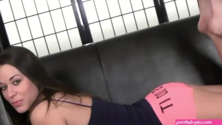 Amateur babe Gives first Footjob on Camera for Fucked Feet!