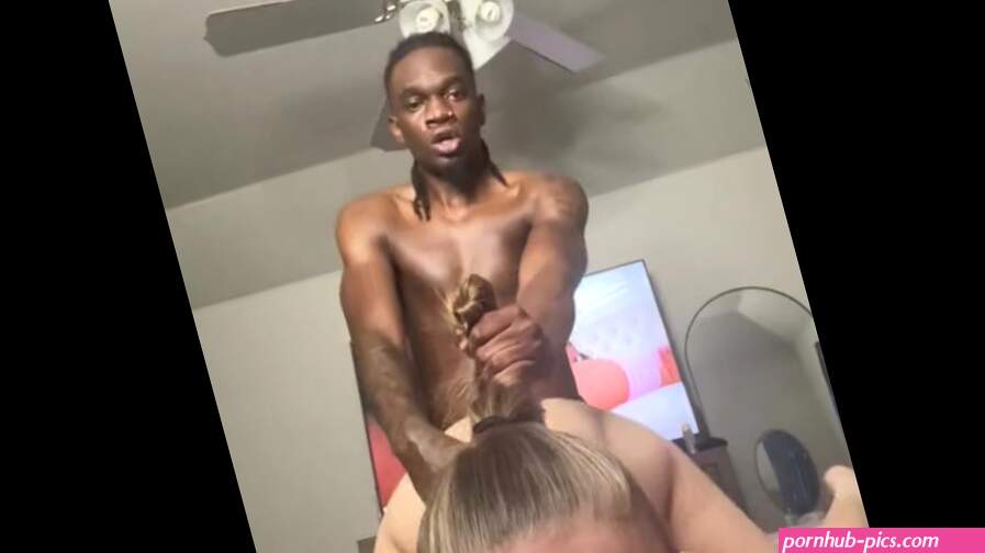 Fucking the shit out this snowbunny nutted on her ass her face
