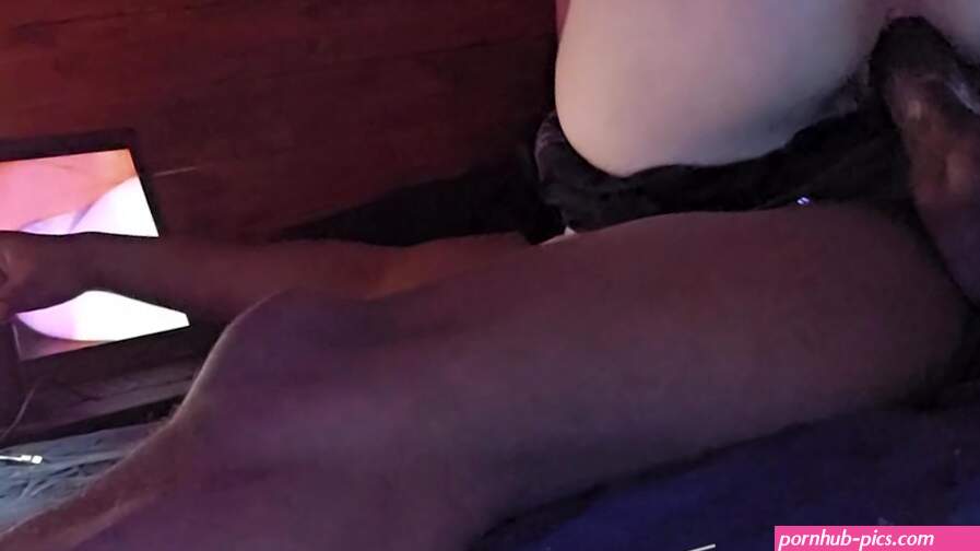 Fucking my best friends slutty little sister : snowbunny training Porn Videos