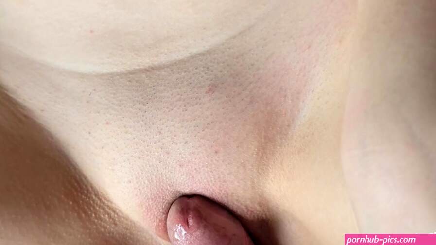 Hot Intense Pussy Rubbing And Huge Cum Load!