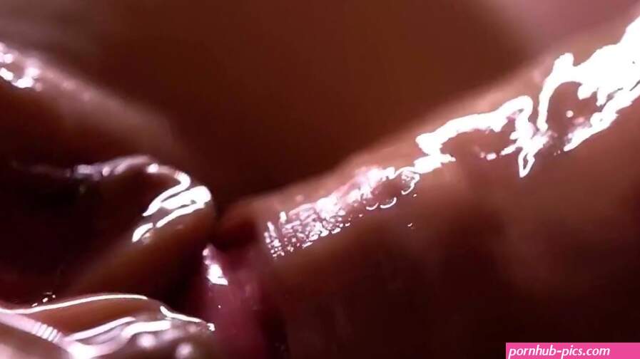 Filled the pussy with sperm and fucked her. Close up cumshot