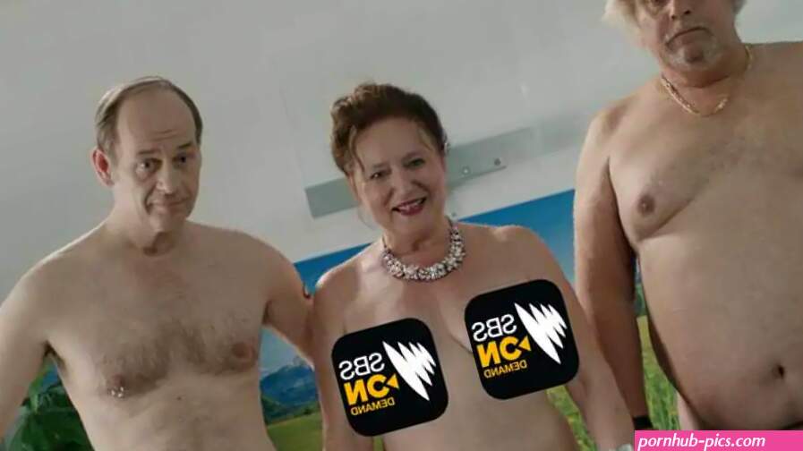 I took my friends to the nude beach. We all learned a few things about how to behave naked.