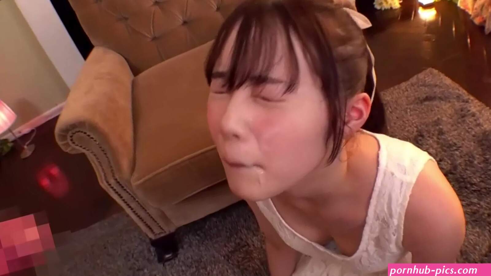 18 year old face covered by a massive cumshot