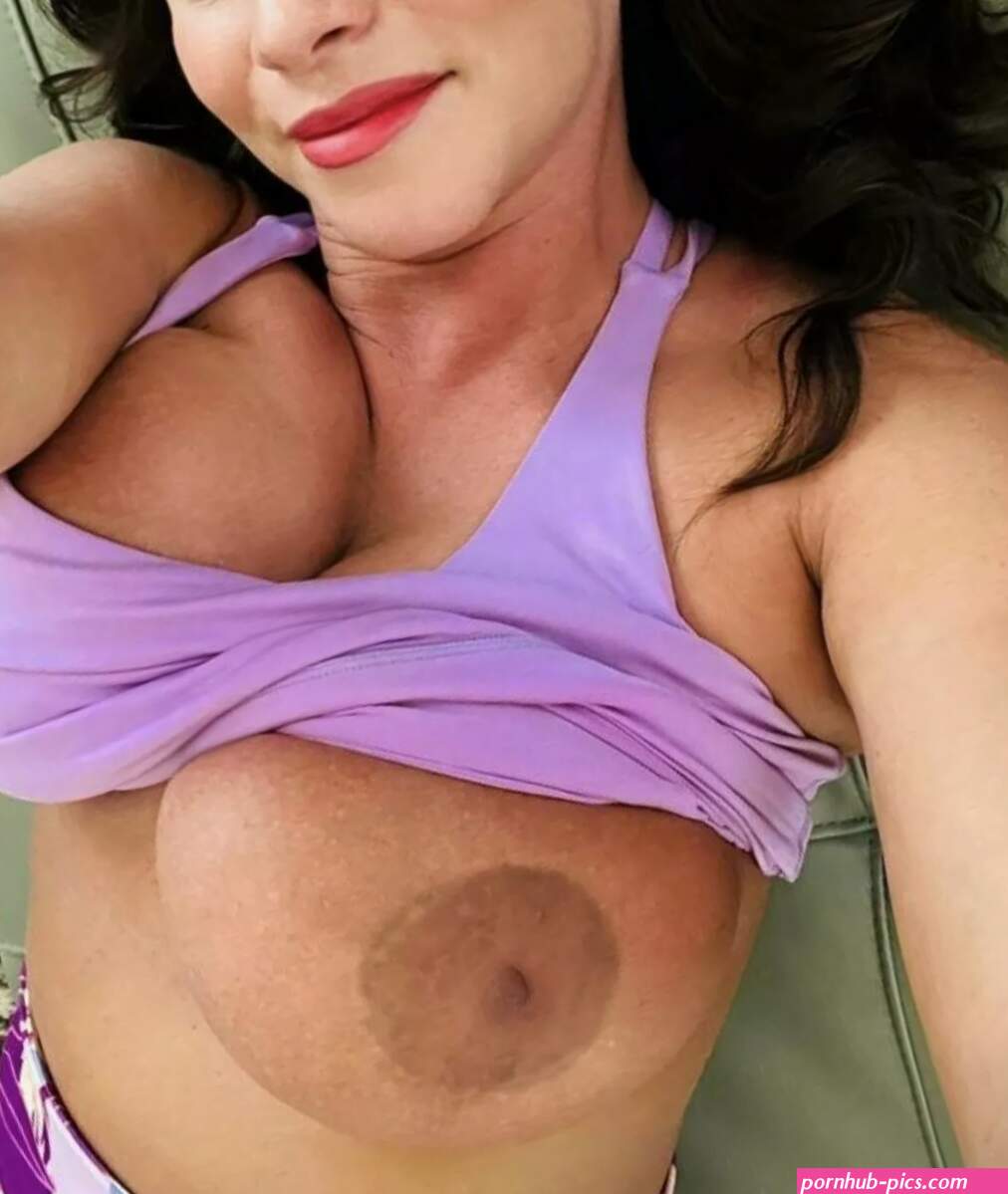 Ariella Ferrera Free Nudes Album 8 Pictures