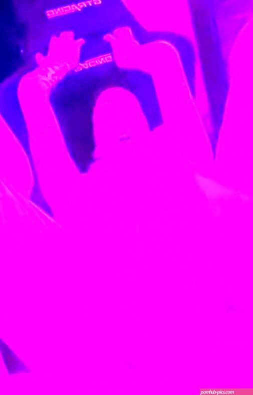 Ashley Lotts footjob: Amateur Brunette Fisting Porn