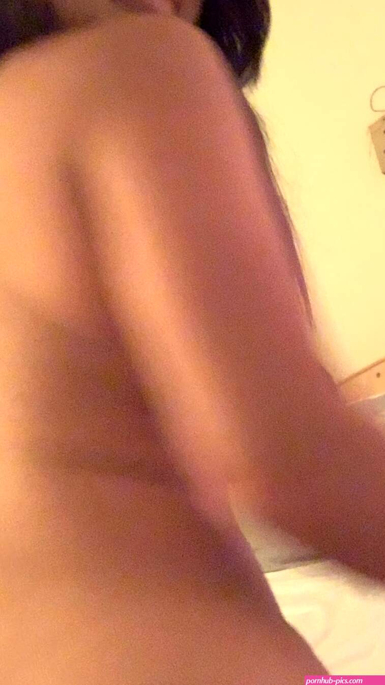 Asian twerking