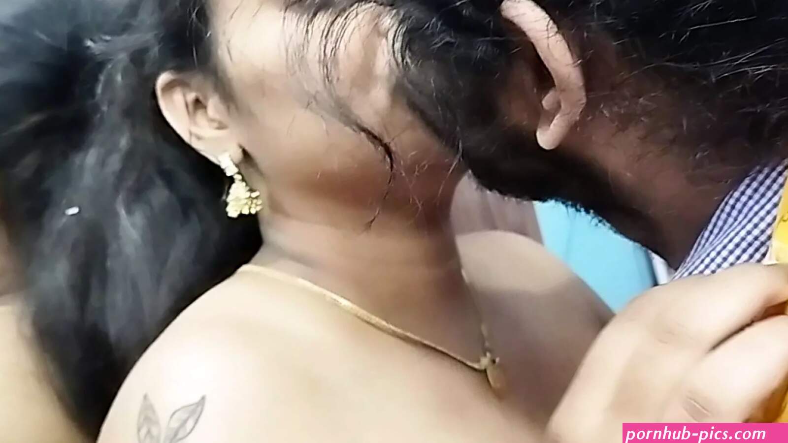 Tamil Aunty Boobs Kissing Porn Videos: Free XXX-rated Sex Videos 2026