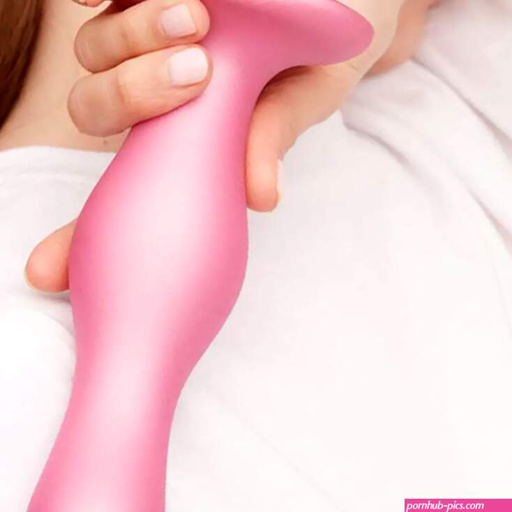 Strap-On-Me