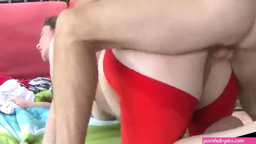 Sexy Plumper Fucks Personal Trainer: Brunette Porn feat. Joslyn Underwood