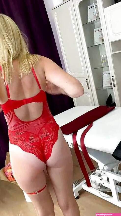 Russian Beauty Sugar Nadya Shows off Her Sexy Looks ft. Sugarnadya by Teacher Sugar Nadya: Fetish Lingerie Blonde MILF Porn