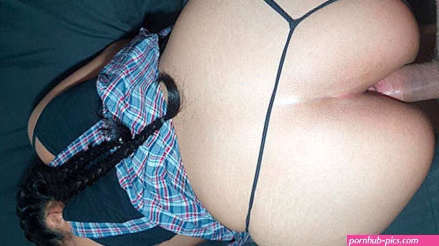 ANAL DOLOROSO PARA A ESCOLA SUBMISSIVA !! Jovens gostosas experimentam sexo anal pela primeira vez