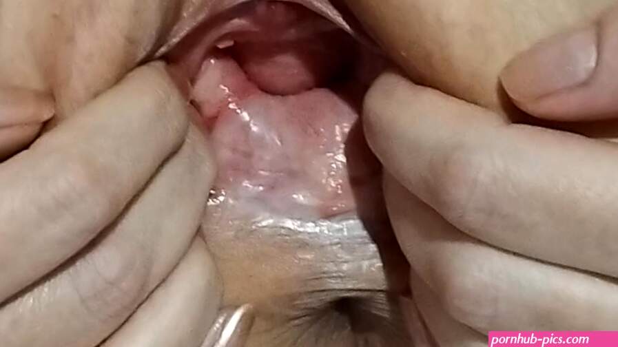YOU LIKE MY BIG PUSSY HOLE ?CLOSEUP VIEW