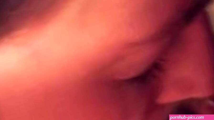 From soft to cumming in my mouth in under 2min real life stepbrother wanted a bj in my room