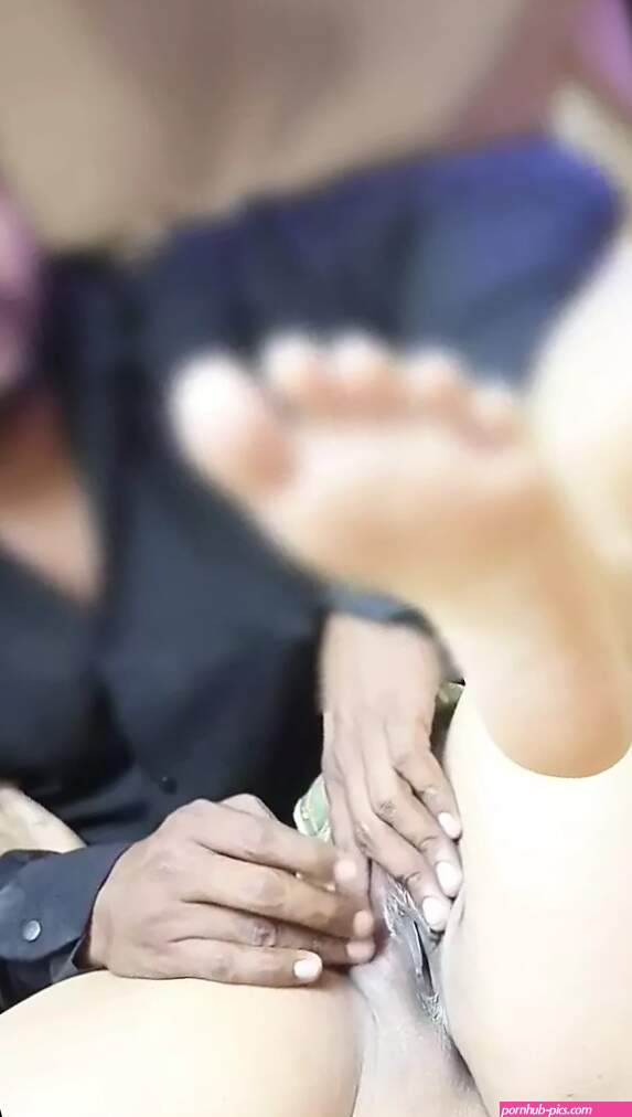 Ugly Fingering Porn Videos