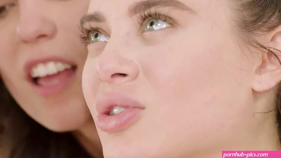 Zoe Rhode Porn Videos: 720p HD XXX 2026