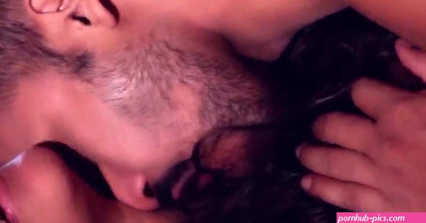 Desi minx helps guy cum with tender openings in hot passionate video