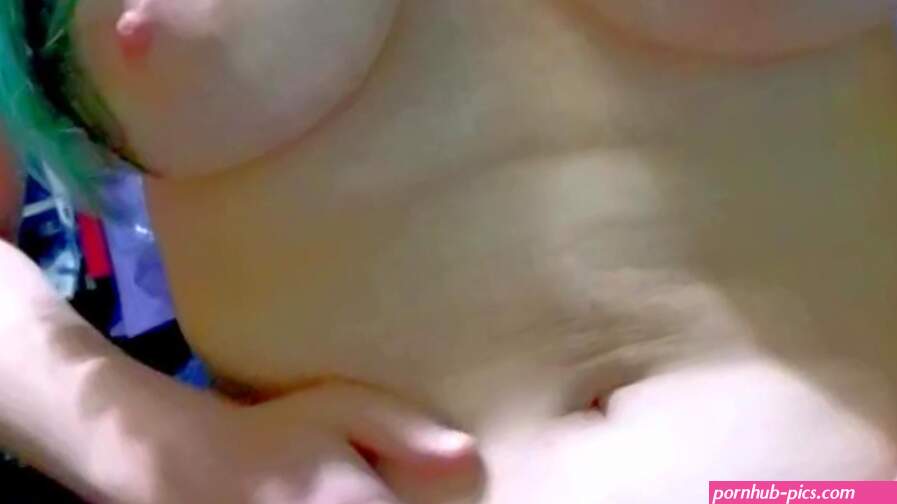 MY HUGE NATURAL TITS BOUNCE WHILE YOU RIDE nipple playing