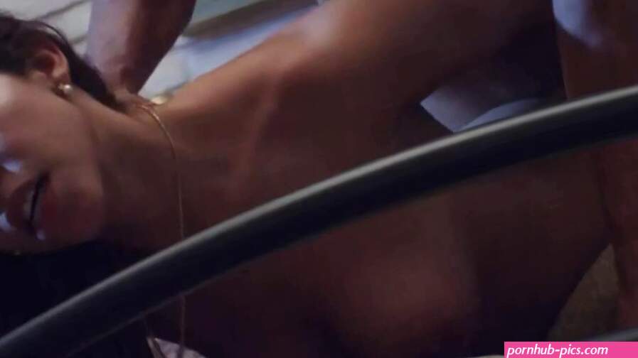 EL PATRON NUDE SCENES