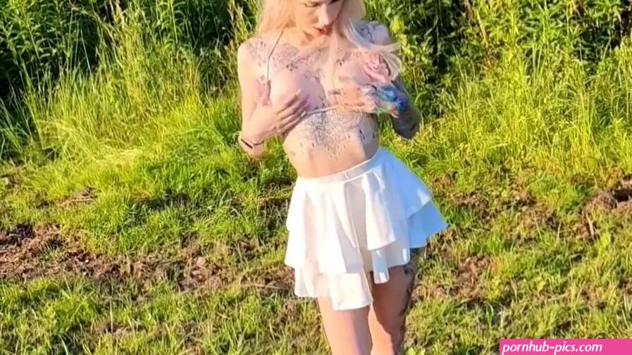 Livia005 Publicznie Public Masturbation Girl Masturbating Sex Toys Dildo Moaning Blonde Natural Tits Suggest Livia005 Naughty
