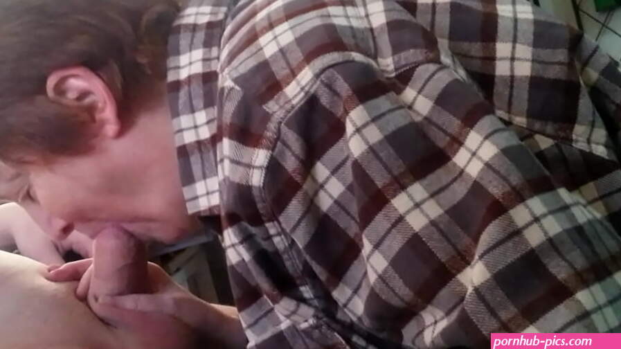 60yo step Mother gives Blowjob to Real 30yo