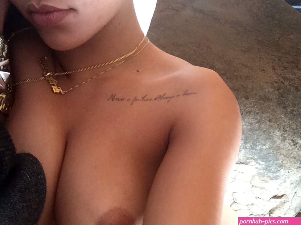 RIHANNA Nude Photos Sex Scene Videos