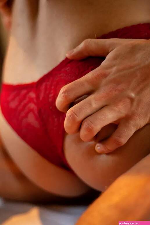 Moaning during sex: Why do so many men have a problem making noises?
