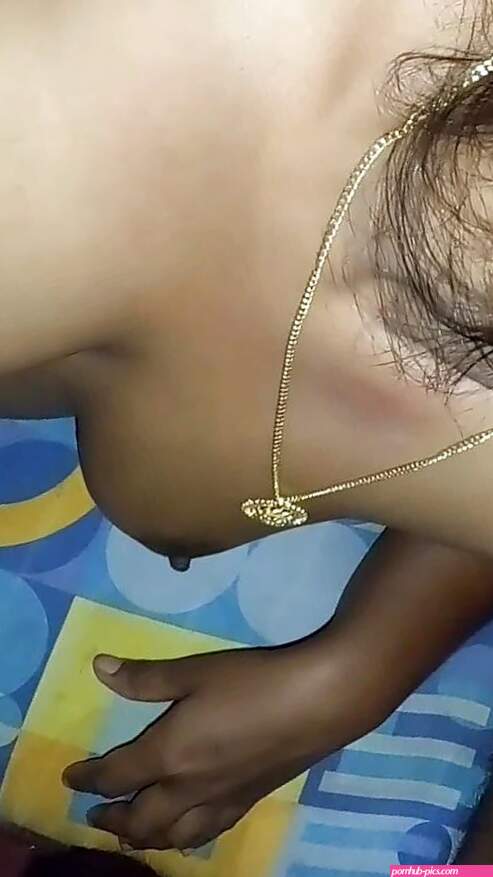 Sri Lankan Desi Indian Tamil Wife Get Blowjob and Back Fuck ft. DILMIx: Housewife Homemade Doggy Style Cumshot Couple Porn