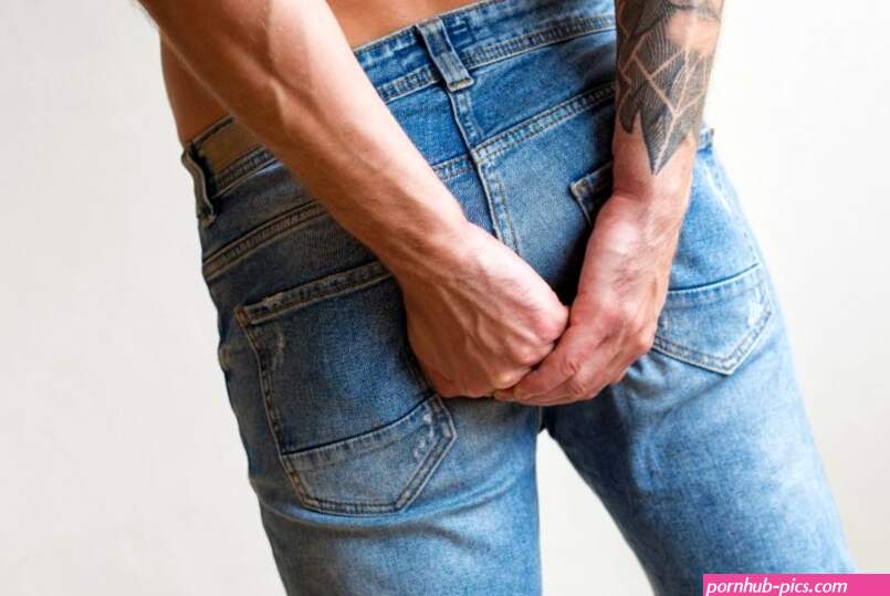 Exploration du Tatouage Anal: Art Douleur et Tendance