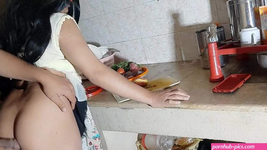 Stepsister Pussy hard fucked by Stepbrother Sex in kitchen