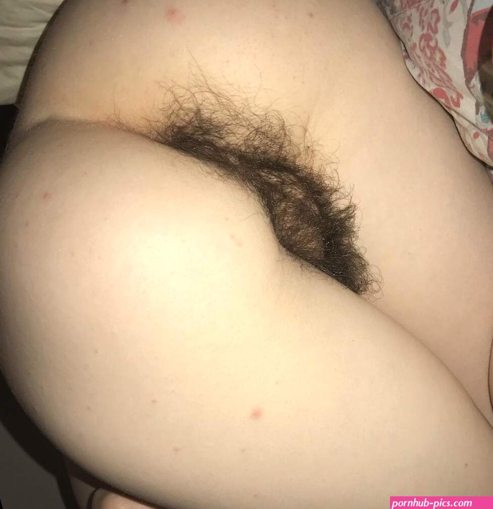 Where does the pussy-bush end and ass-bush begin?