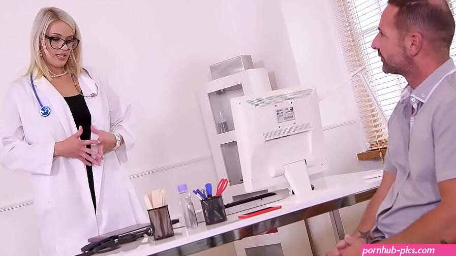 Extremely Sexy Doctor Ria Sunn tricks patient into Hardcore Anal Bondage GP185