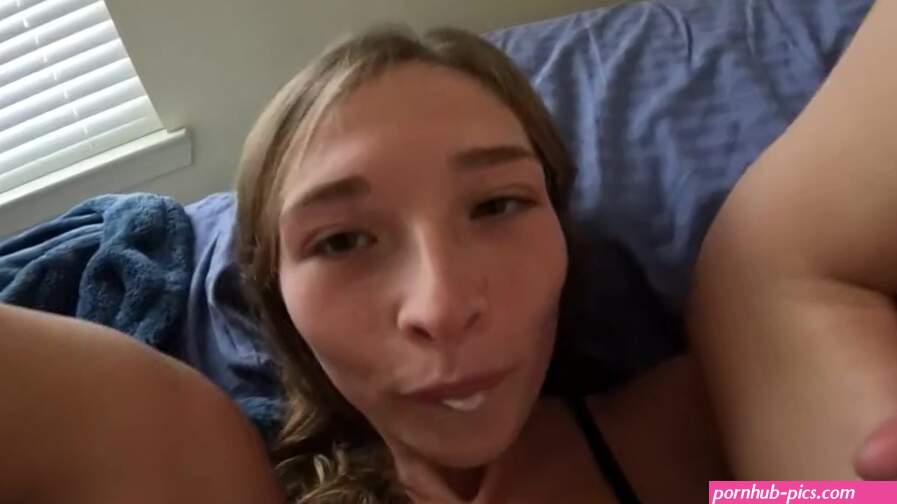 Cute 19 year old slut eats creampie her boyfriend gave her Porn Videos
