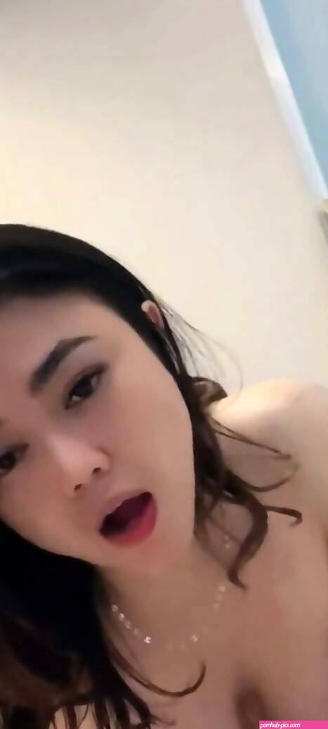 Bintang Dildo Ride Girl From Indonesia