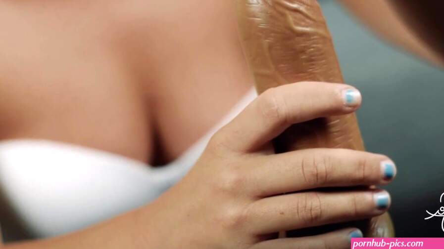 JOI handjob uitdaging. Mijn eerste aftrekinstructies met een grote dildo