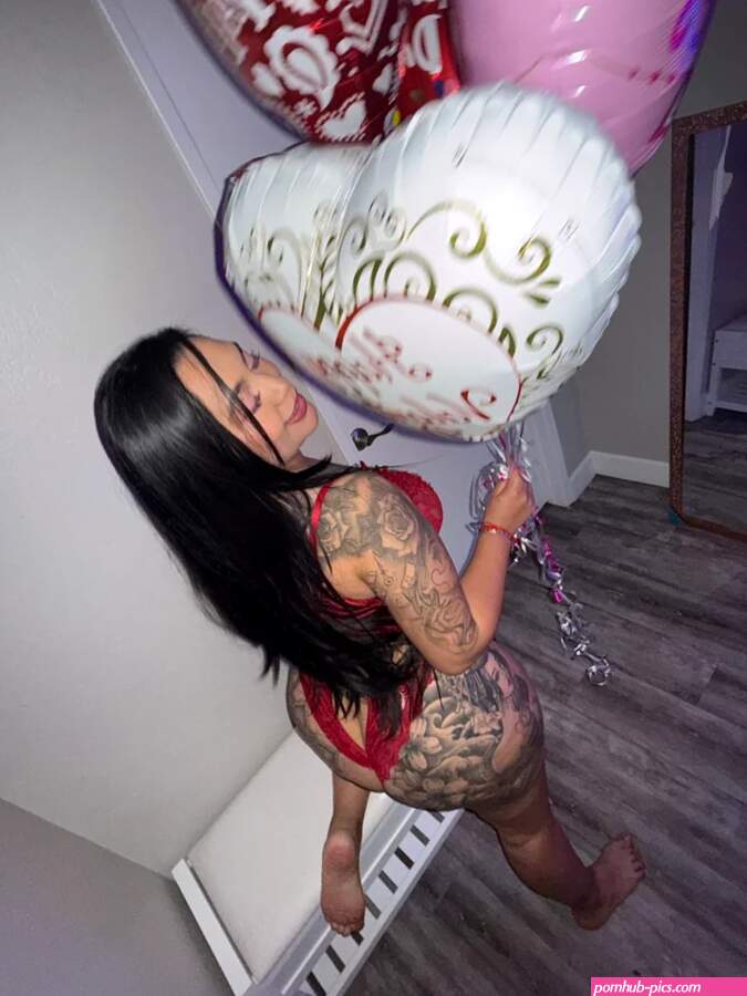 Latinacurvy22 Cam Model Profile