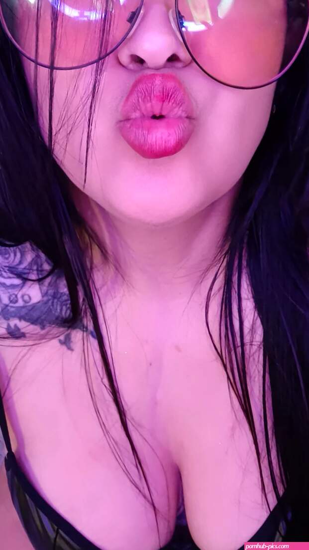 Latinacurvy22 Cam Model Profile