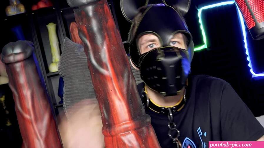 Huge Dildo Review