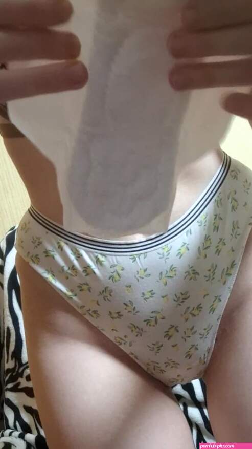 Moi en culotte cest tout ce que tu veux avec ElzaKom ElzaKom par Elza Kom: Vidéo Porno Nylon Collants Russes Fétichisme Solo
