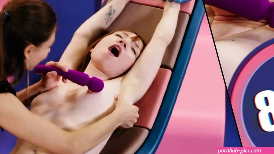 Tickling Blowjob Porn Videos