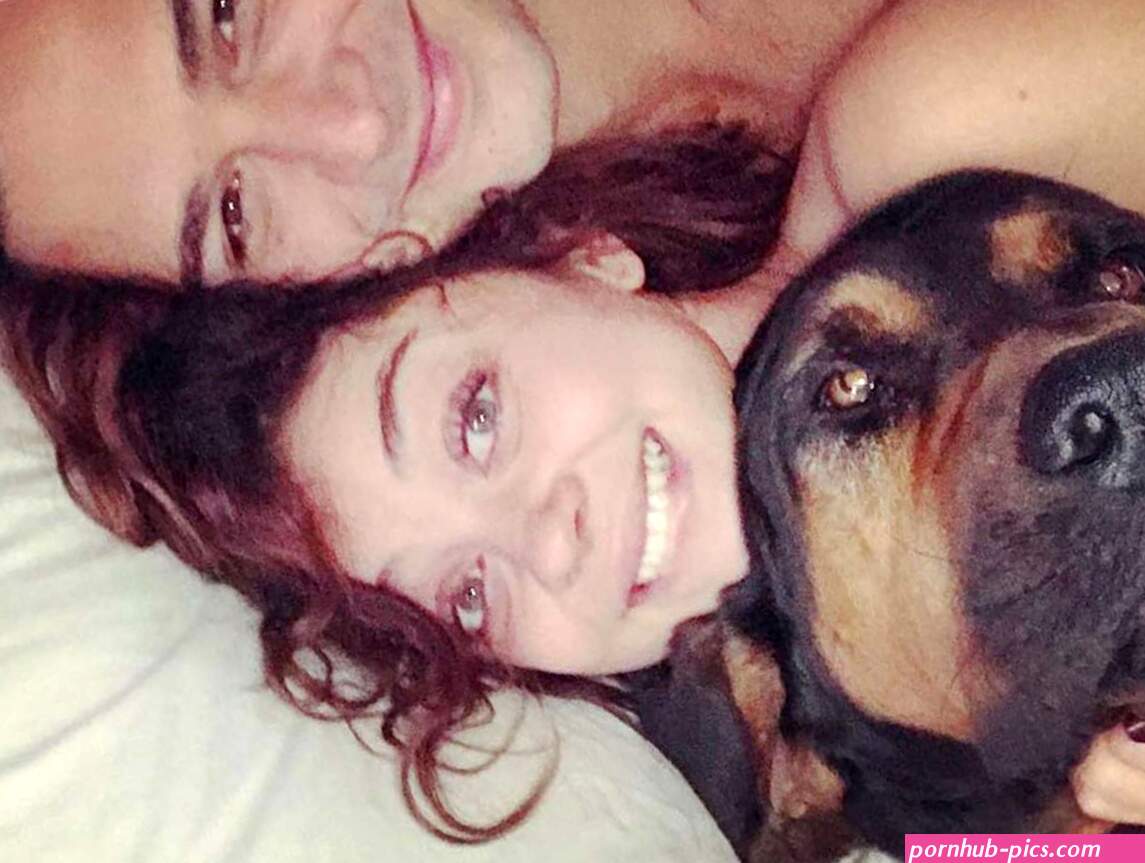 Nude Photos Sarah Hyland Latest File Photo Additions 611
