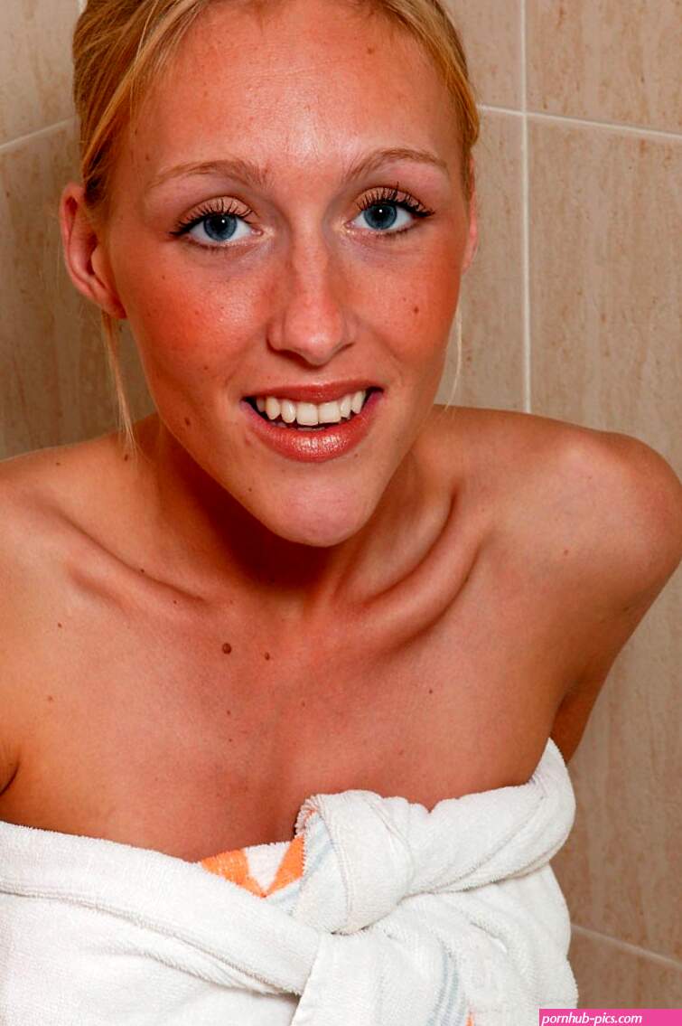 Honey Nude in Honey Series 4