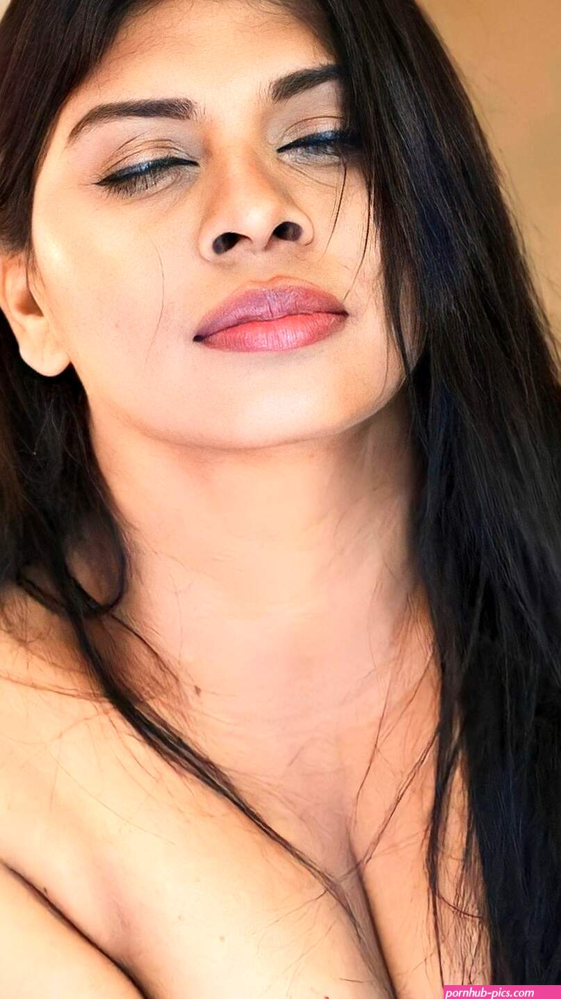 nandana krishna lesbian photos