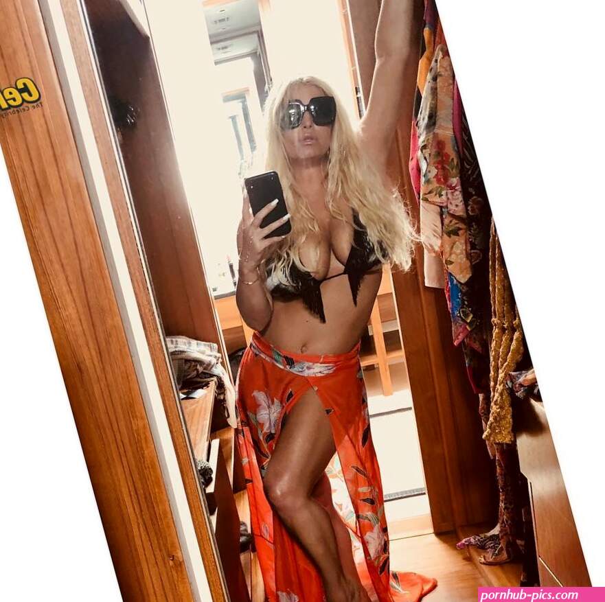 JESSICA SIMPSON Nude Photos Sex Scene Videos