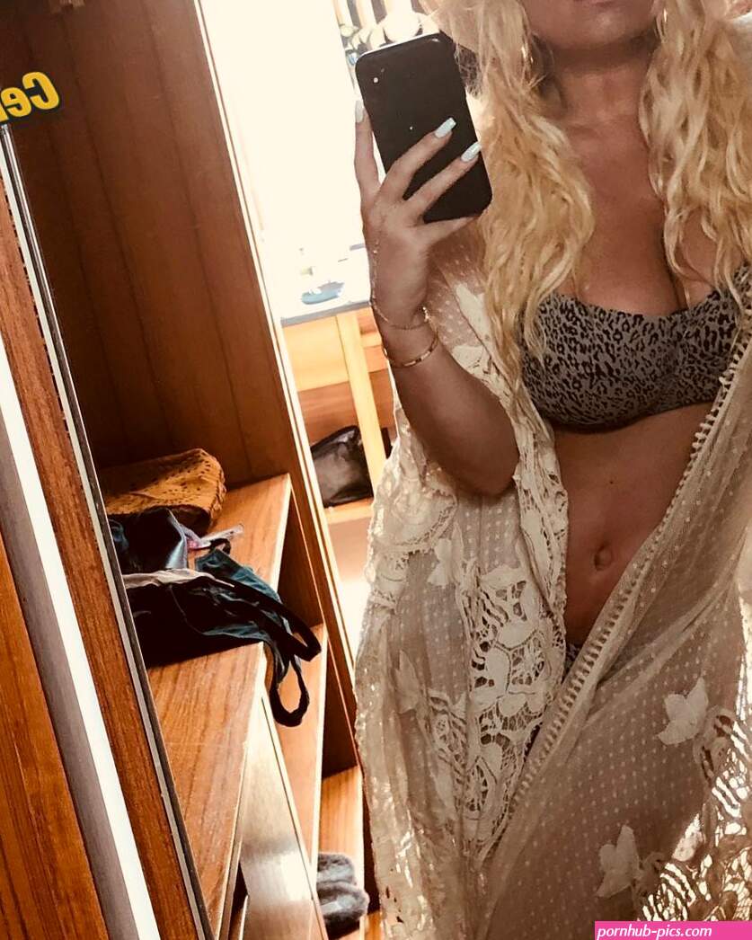 JESSICA SIMPSON Nude Photos Sex Scene Videos