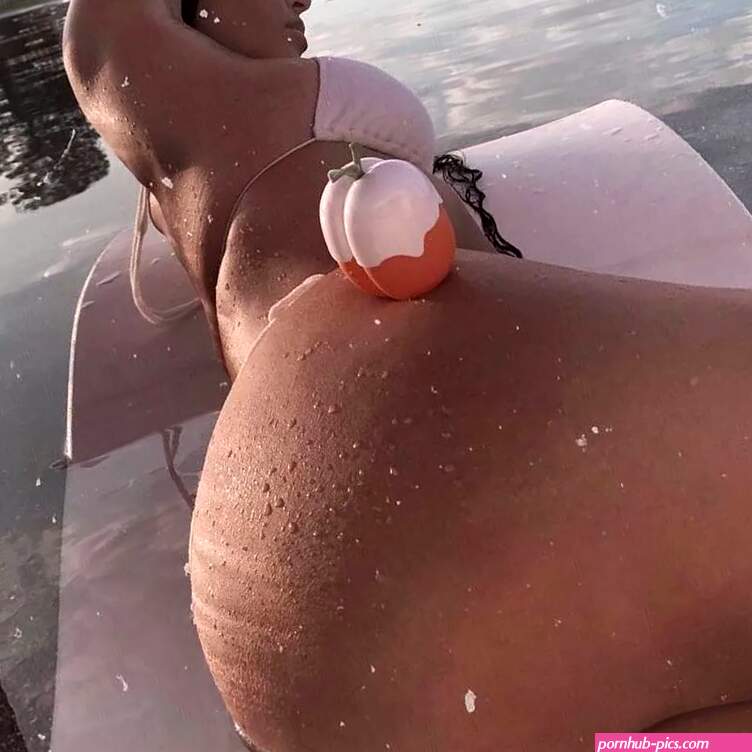 Kim Kardashians Complete Butt Workout