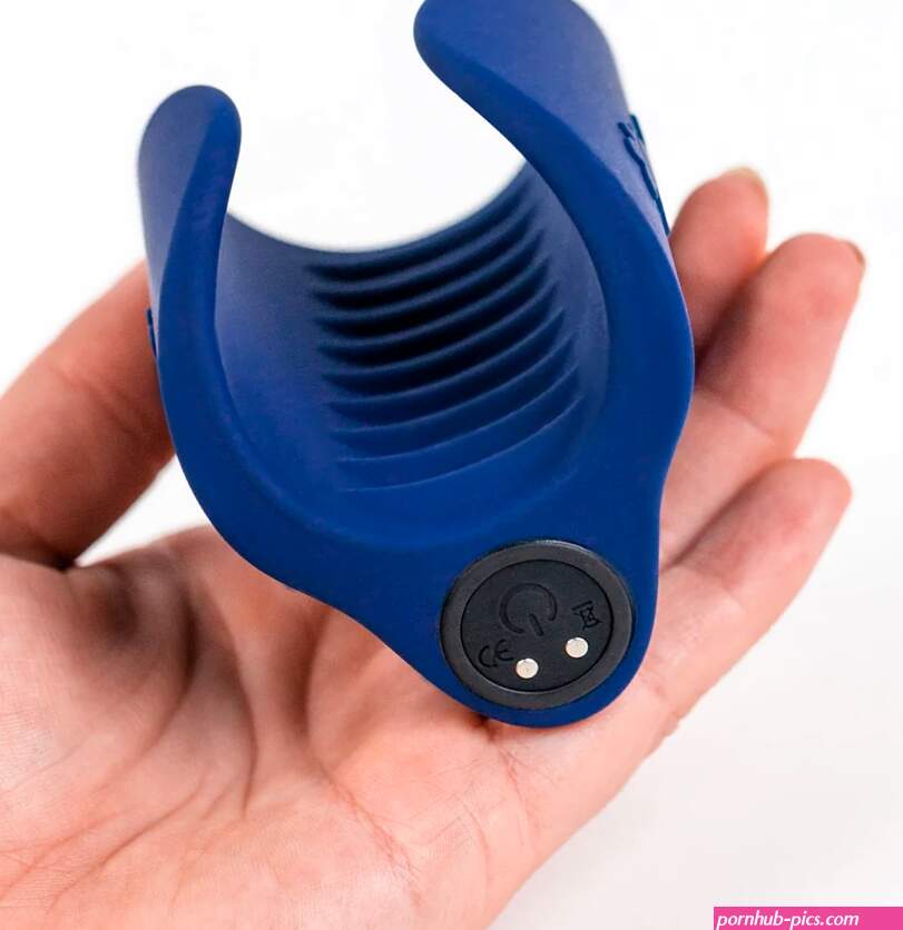 Solo Silicone Male Vibrator and Masturbation Sex Toy with Grip