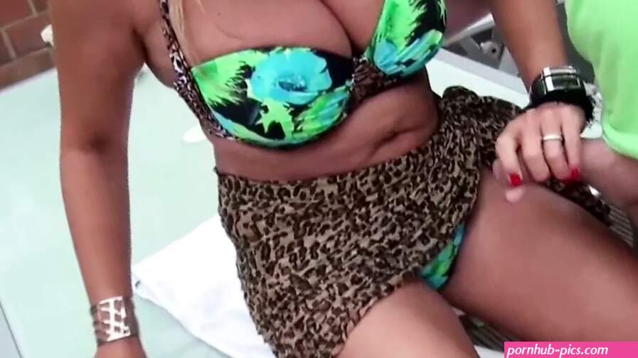 Deutsche mutter sohn Porno Videos