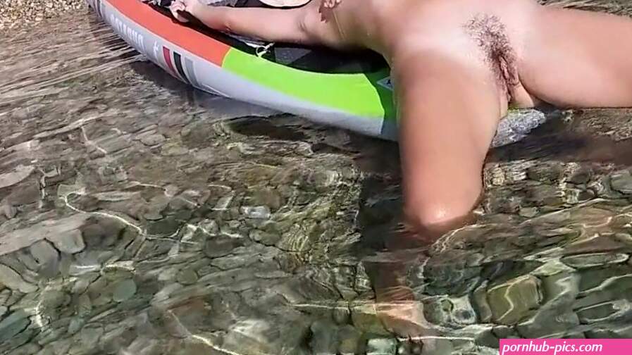 Public Beach Masturbation And Pussy Warming Before Sex